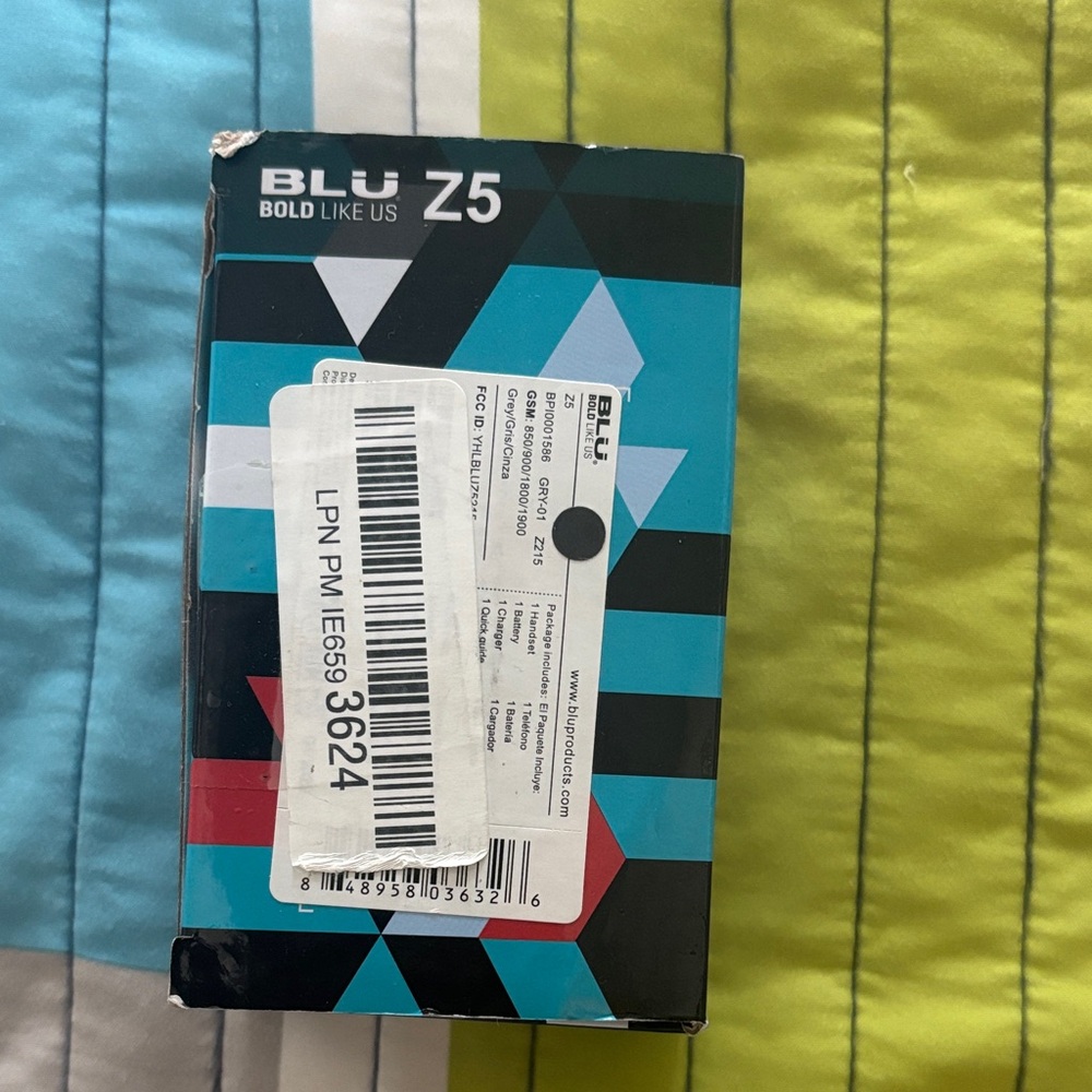 Z5 Cell Phone - Black